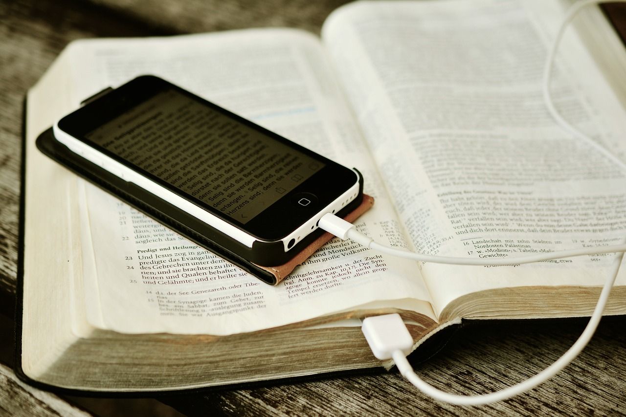 La Biblia offline y online